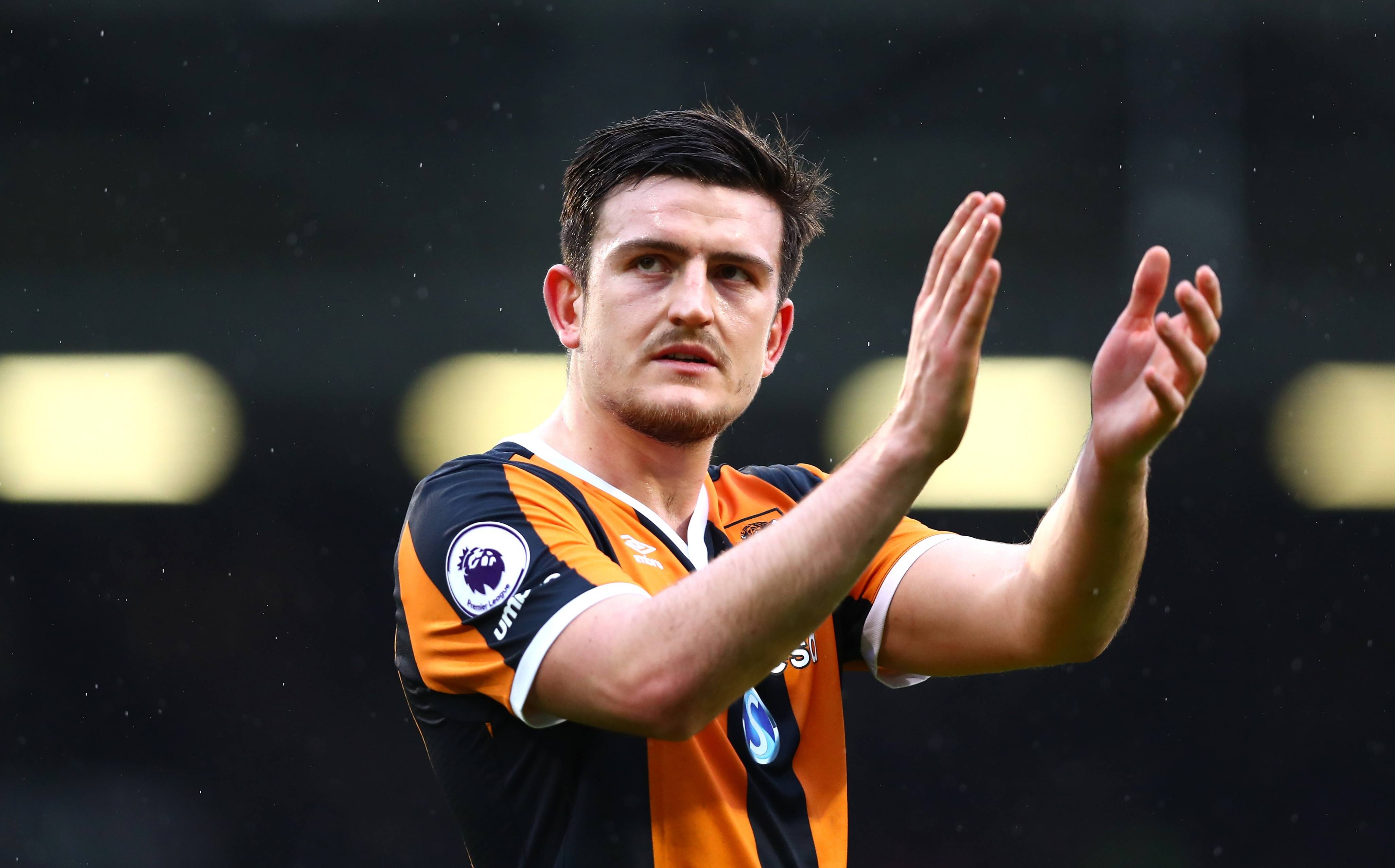 爱游戏在线登录 -风云突变!皇家社会冲刺阶段调整名单,英超版图或变,质疑声仍在,轮换策略成焦点的简单介绍