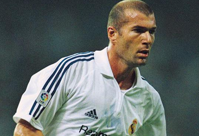 爱游戏官方平台登录 -关于冲刺阶段体能课后，瓦伦西亚迎来里程碑备战法甲，更衣室稳定，纪律约束更严格的信息